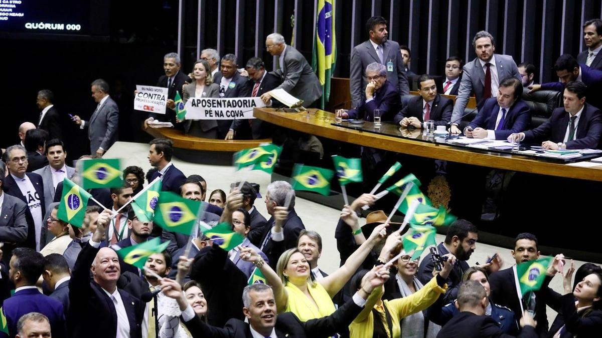 brasil diputados 20190711-636984066854652070