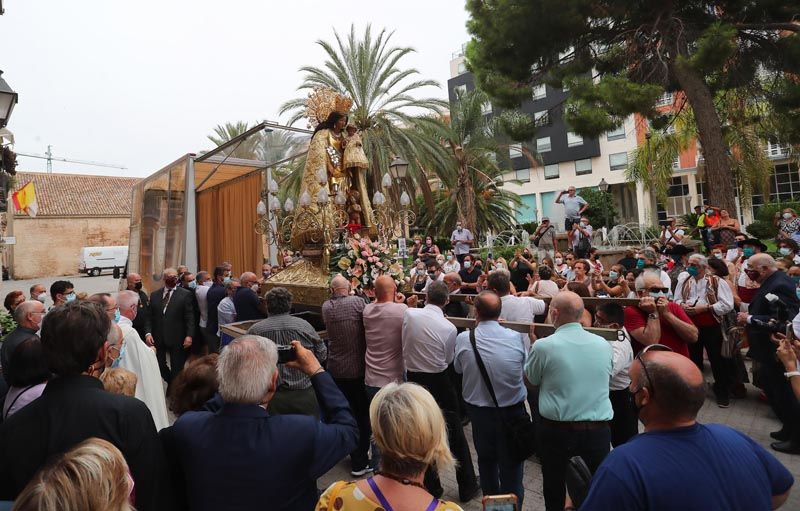 La Virgen vuelve a procesionar con público