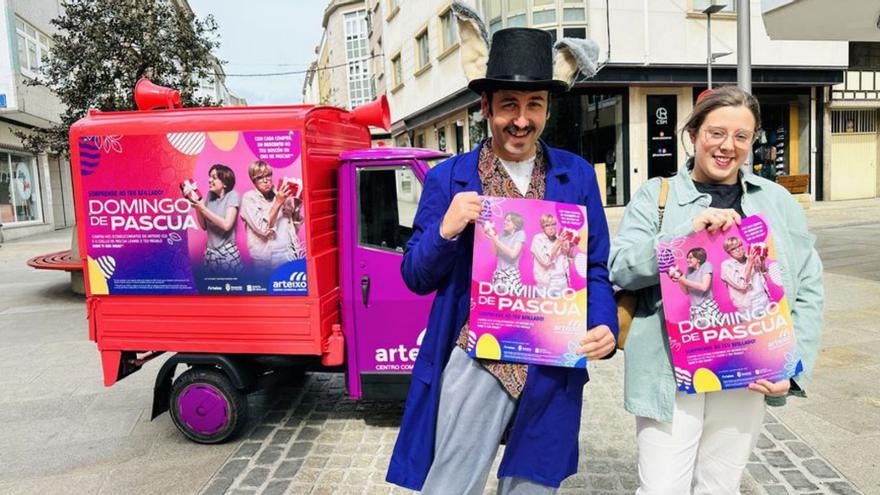 El Coello de Arteixo prepara su ‘motocoello’ para repartir huevos de Pascua entre los niños