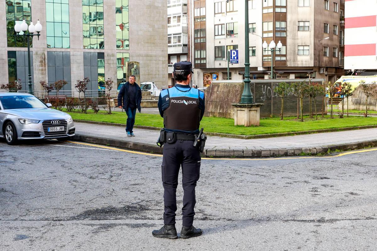Un miembro de la Policía Local de Vilagarcía.