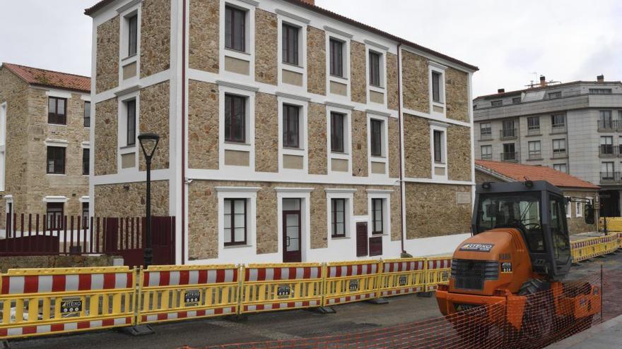 Vista del complejo del balneario de Arteixo. |  Carlos Pardellas