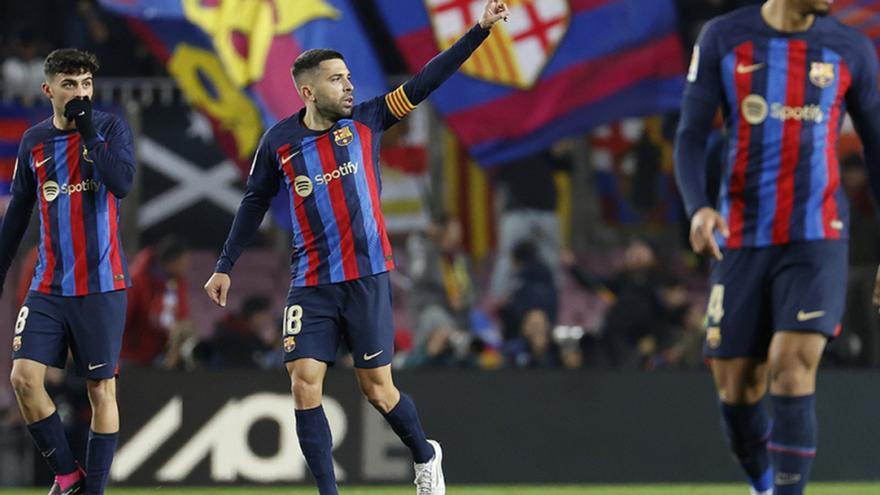 El FC Barcelona decidirá en breve el futuro de Jordi Alba