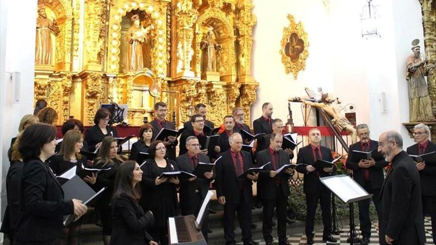 Encuentro de corales, en el teatro este domingo