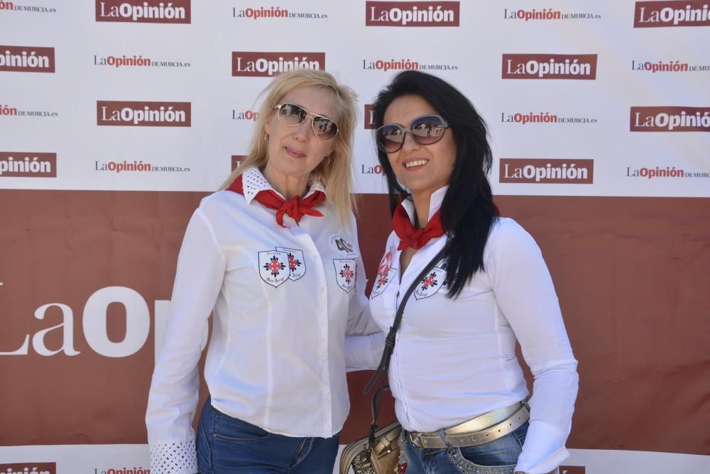 Photocall en los Caballos del Vino de Caravaca