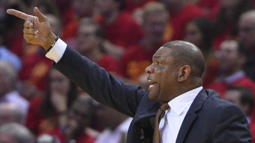 Sorpresa en la NBA: Doc Rivers deja los Clippers