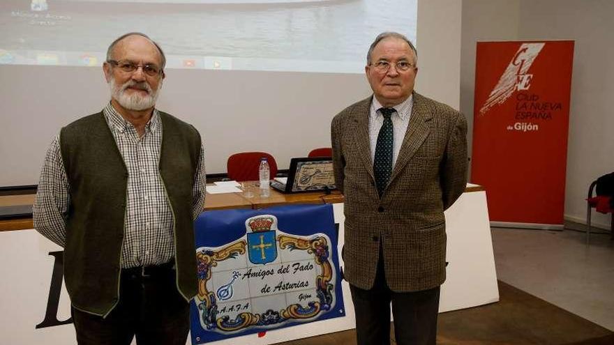 Ramón García Ovide y Ángel García Prieto, ayer, en el Club LA NUEVA ESPAÑA de Gijón.