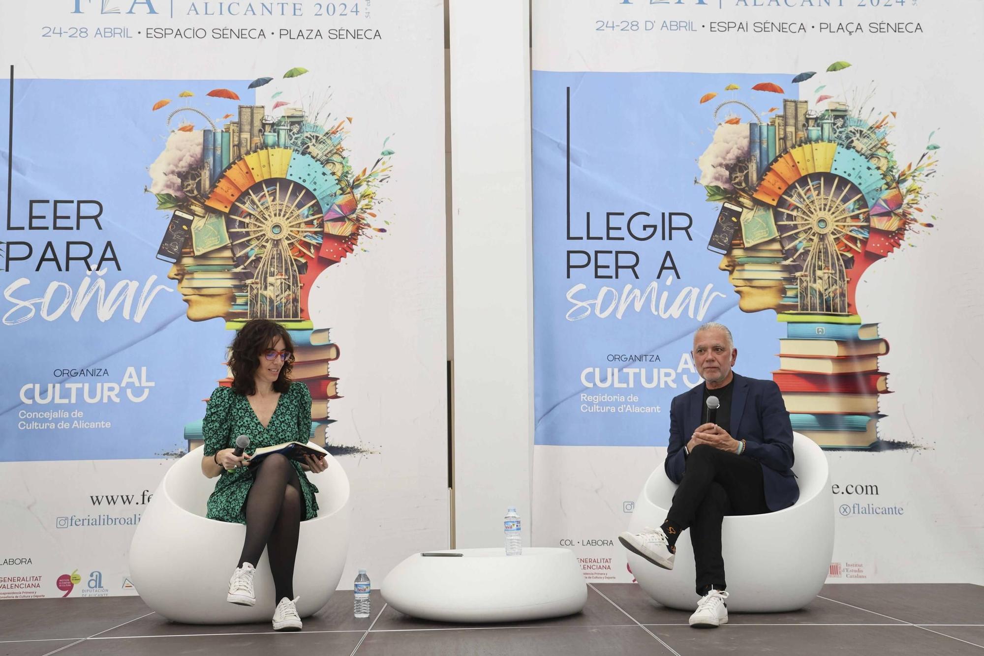 Juan Ramón Lucas, en la inauguración de la Feria del Libro de Alicante