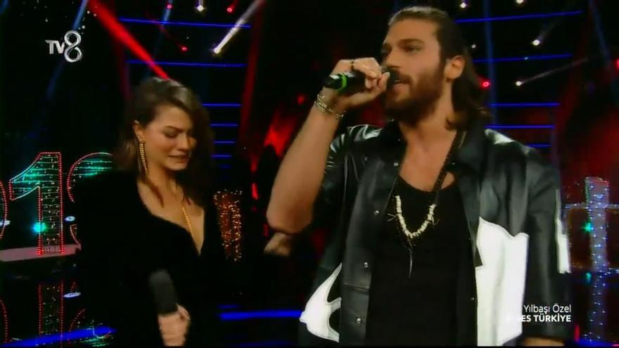 Can Yaman en La Voz Turquía, así canta el actor de Erkenci Kus