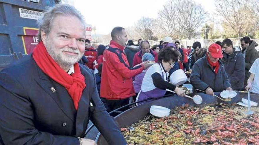 Claassen, el pasado 5 de marzo ante la paella gigante en la celebración del Centenario del club.