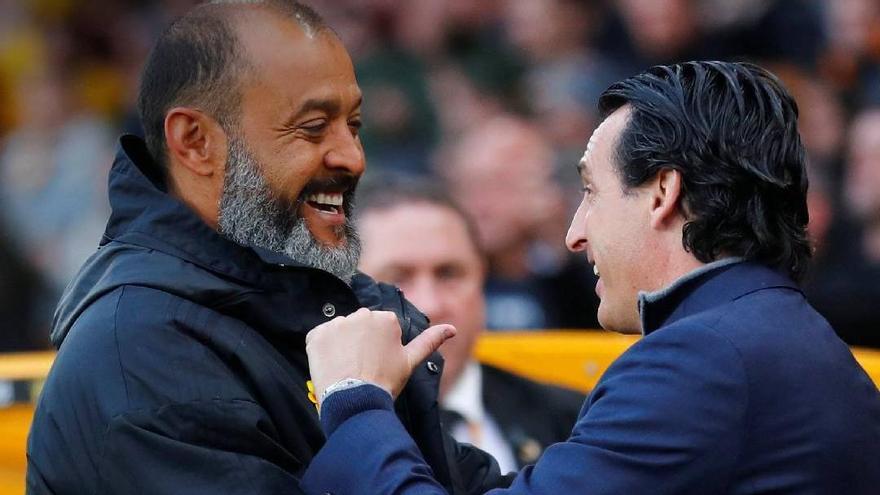 Nuno Espirito Santo y Unai Emery se saludan