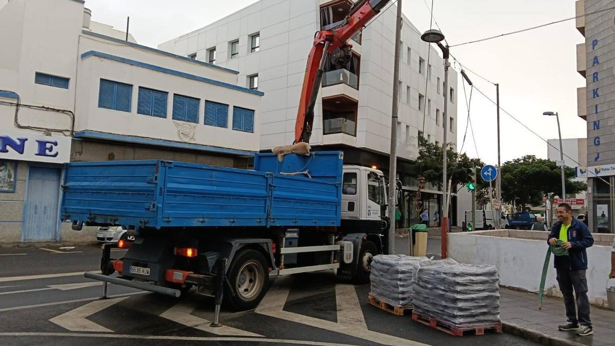 BORRASCA EMILIA CANARIAS | Arrecife prohibe aparcar en las zonas inundables ante la llegada de la borrasca Emilia: estas son las calles