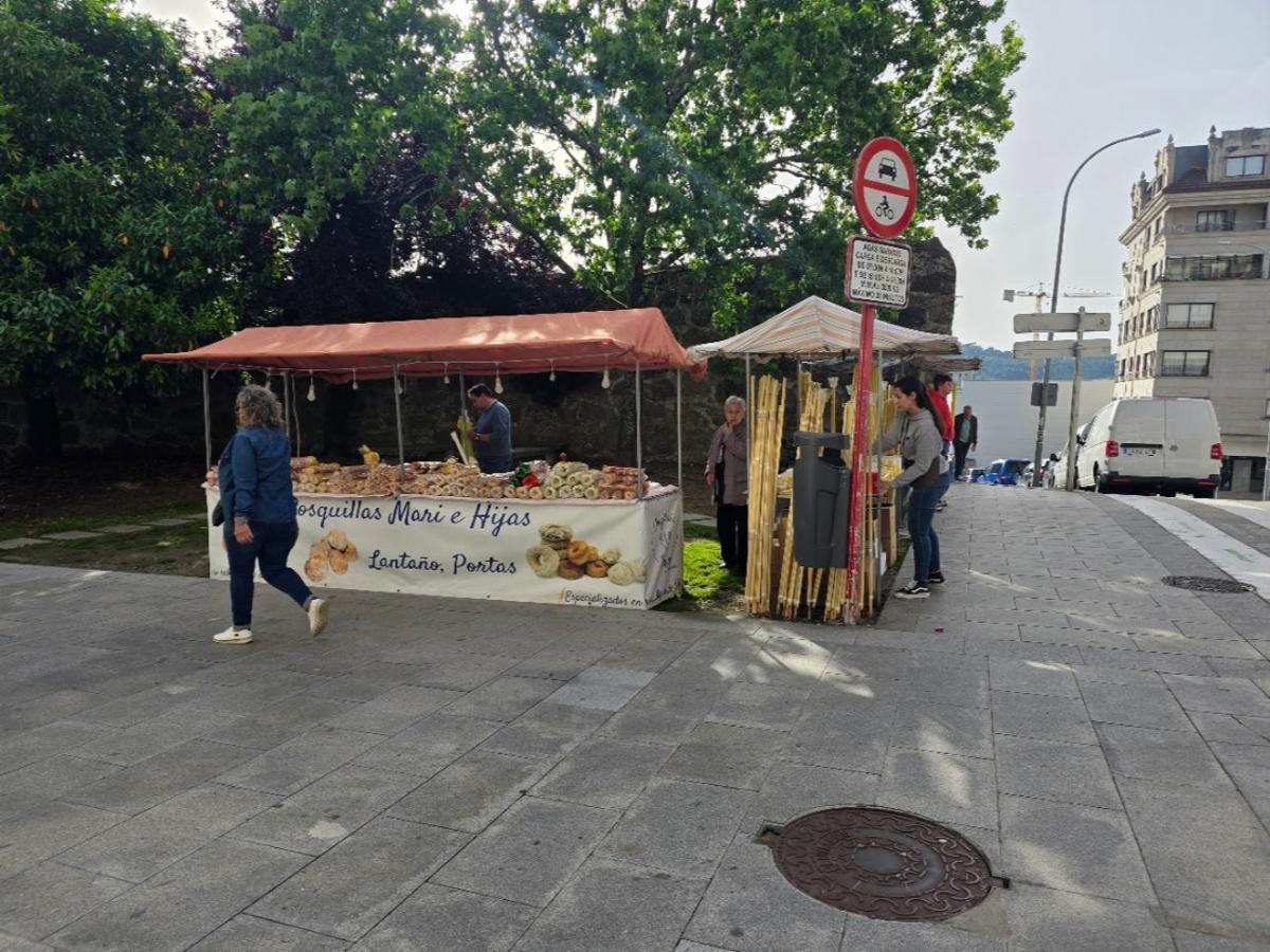 Los puestos ambulantes instalados en el entorno de Vista Alegre.