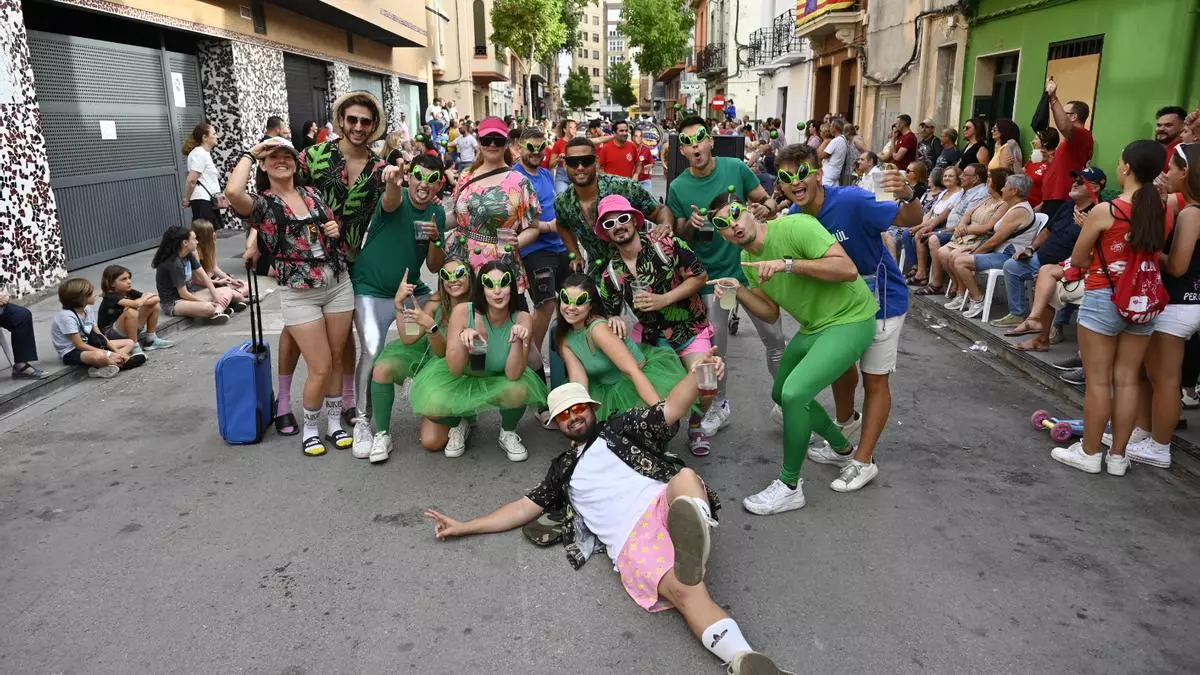 El Grau espera el Día de las Paellas con música, disfraces y más toros