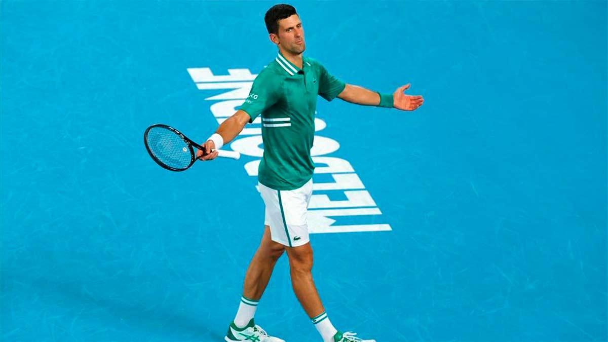 Djokovic se enfrenta hoy a Karatsev