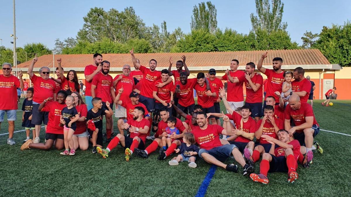 El Can Gibert celebra l&#039;ascens a Primera Catalana.