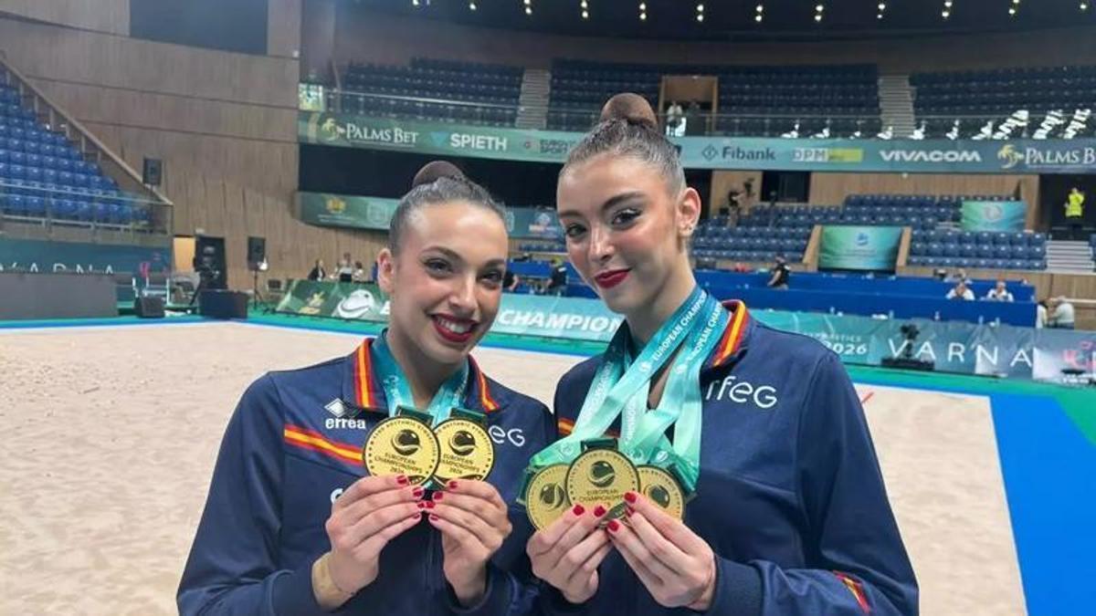 Marina Cortelles y Lucía Miñoz, con sus medallas Europeas.