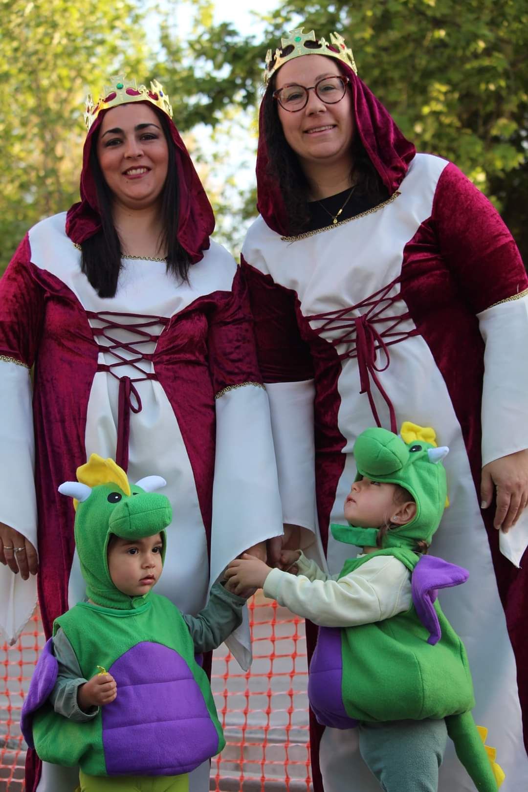 GALERÍA | El Colegio de Las Josefinas se alza con el premio del desfile de San Jorge