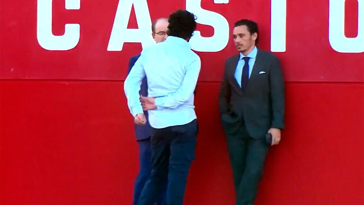 Pillada monumental a Pepe Castro y Del Nido rajando del nuevo entrenador del Sevilla. ¡Brutal!