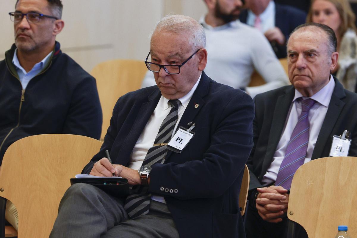 Archivo - El exDAO de la Policía Nacional Eugenio Pino durante el primer día del juicio de la Operación Kitchen, en la Audiencia Nacional, a 6 de abril de 2026, en San Fernando de Henares, Madrid (España).