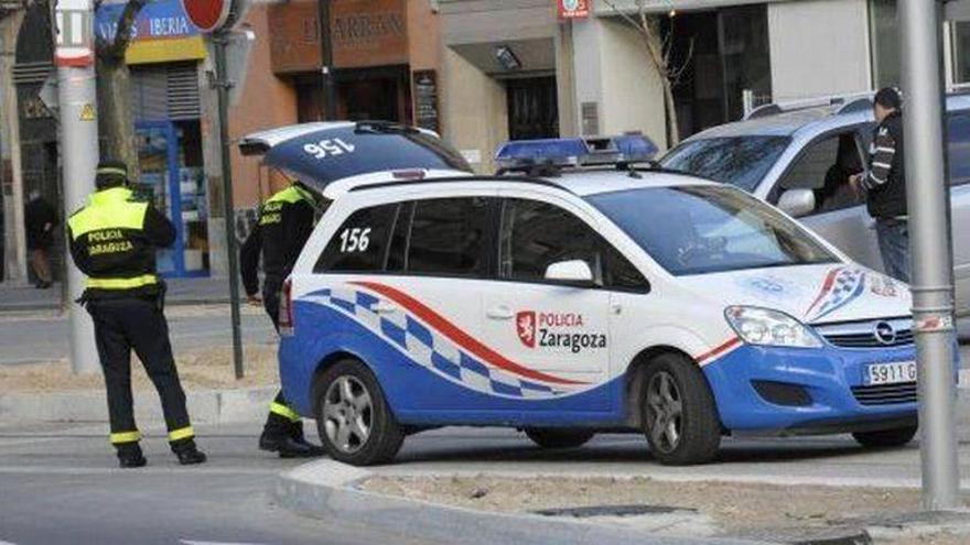 Detenido por circular sin permiso de conducir en Tomás Bretón