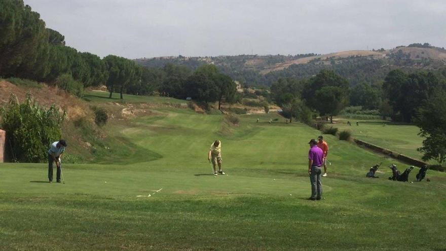 60 jugadors participen al torneig de golf Jaguar Land Rover, a la Roqueta