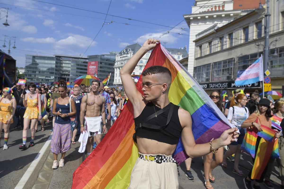 La Justicia europea sentencia que Hungría infringió los valores de la UE con su ley anti-LGTBIQ+