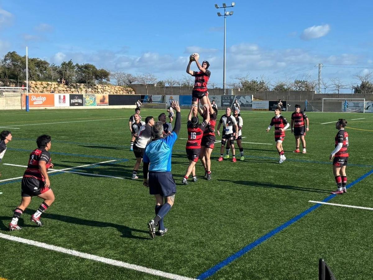 El CAU Valencia impuso su superioridad tras el descanso en Palma (9-27)