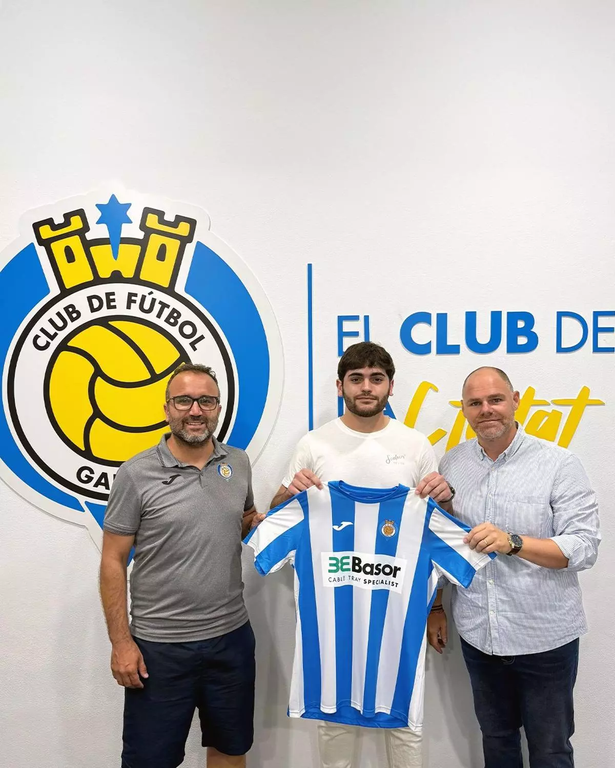 Un guardameta y un delantero, últimas novedades en el CF Gandia