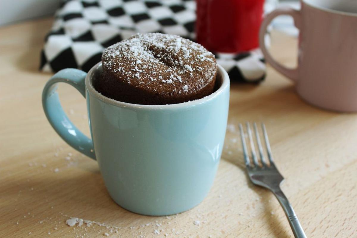 Mug cake de chocolate.