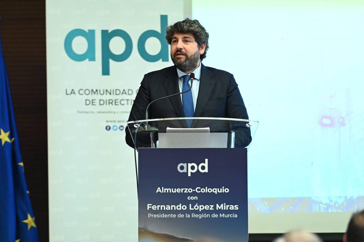 López Miras reivindica ante los directivos una España 