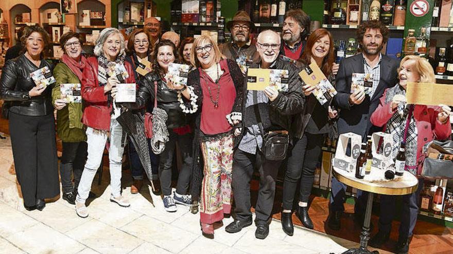 Miembros de la Asociación Zona Obelisco, ayer en Casa Claudio.