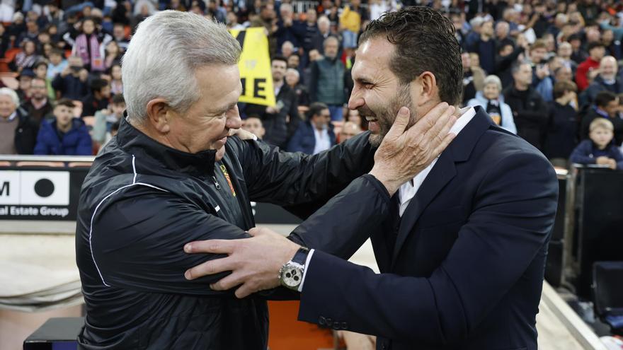 Javier Aguirre rompe su silencio sobre la final de Copa después de empatar en Mestalla