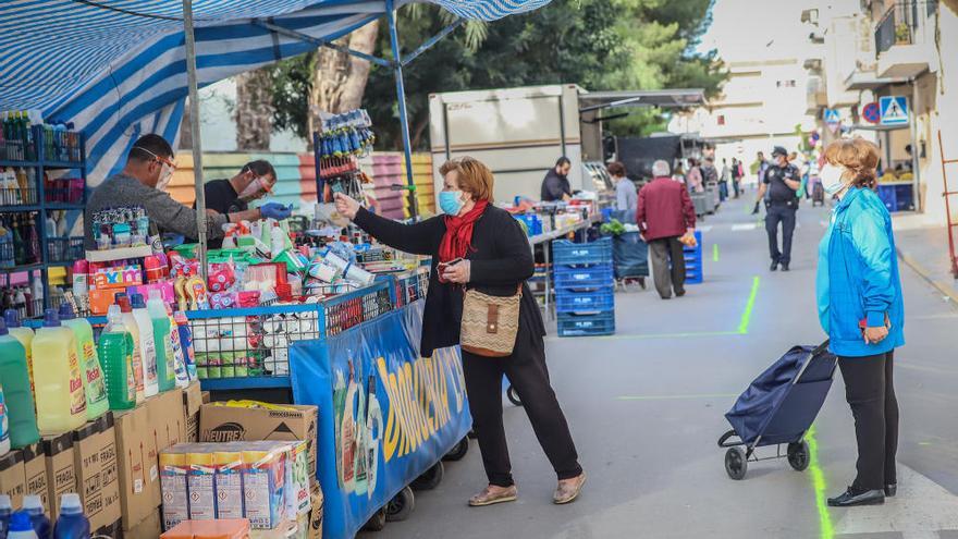 Rafal retoma su mercadillo semanal