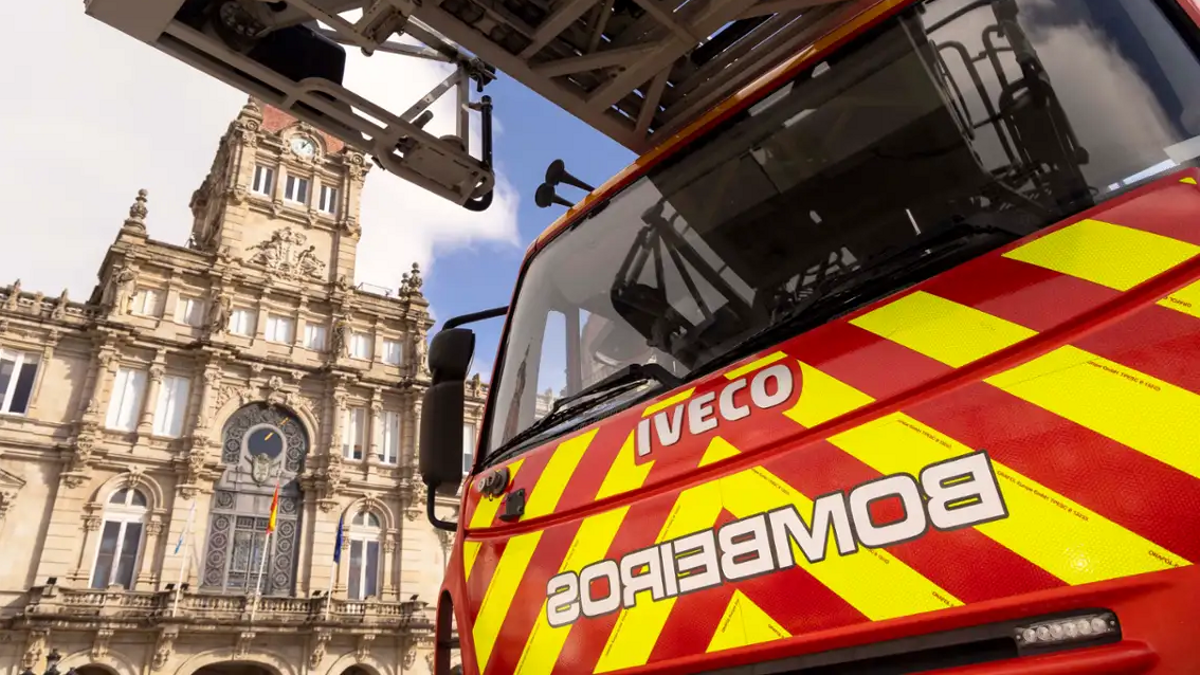 Uno de los vehículos del servicios de emergencias.