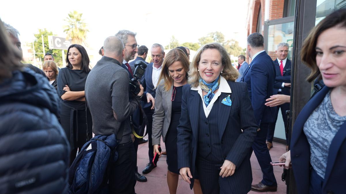 La vicepresidenta primera del Gobierno, tras intervenir en la jornada empresarial de PortCastelló y 'Mediterráneo'.