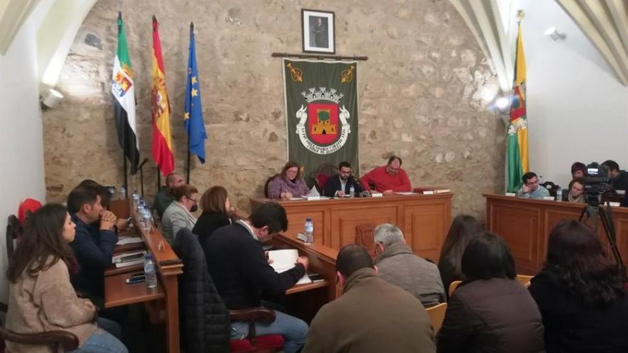 El alcalde de Olivenza reestructura las áreas de competencia de sus concejales