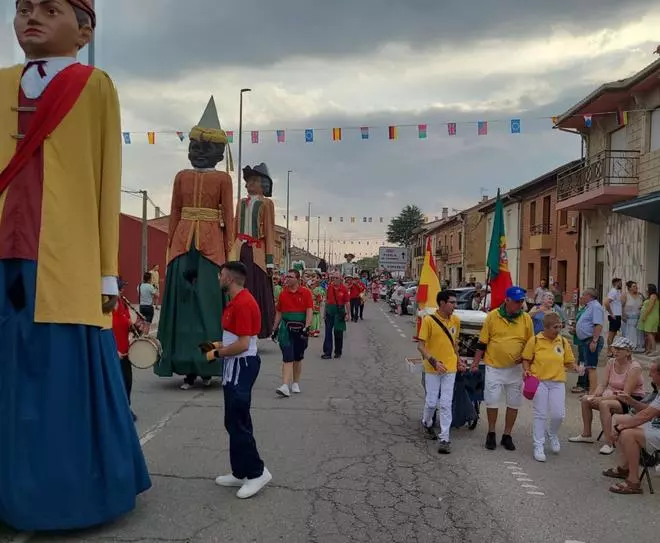 Una fiesta "decomunal" en Camarzana de Tera