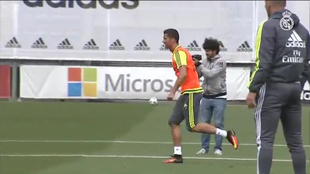 Cristiano Ronaldo entrena con normalidad