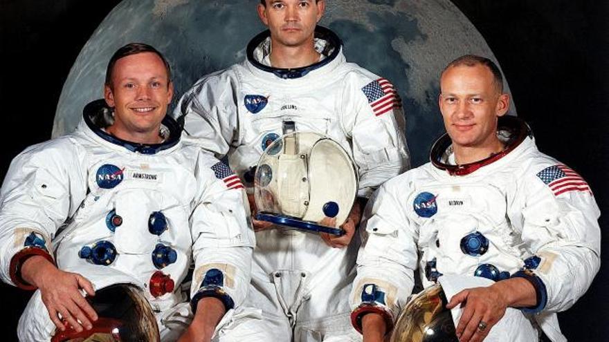 Los astronautas estadounidenses Neil Armstrong y Michael Collins y Edwin Aldrin (i a d), tripulantes del &quot;Apolo 11&quot;,
