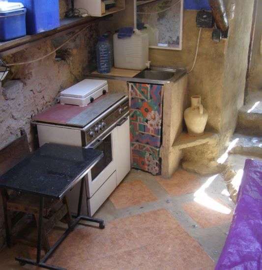 Alojamientos cutres en Ibiza para turistas "espirituales"