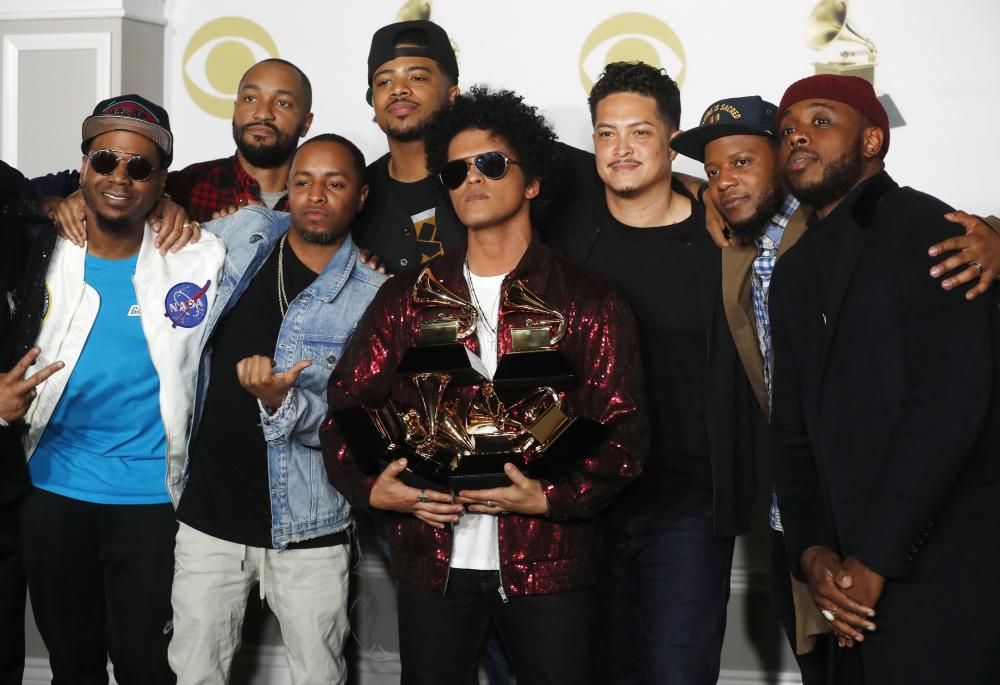 Bruno Mars triunfa en los premios Grammy 2018.