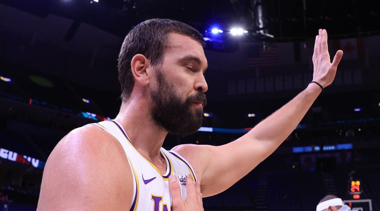 Gasol agradece el homenaje de los Grizzlies en su vuelta a Memphis.