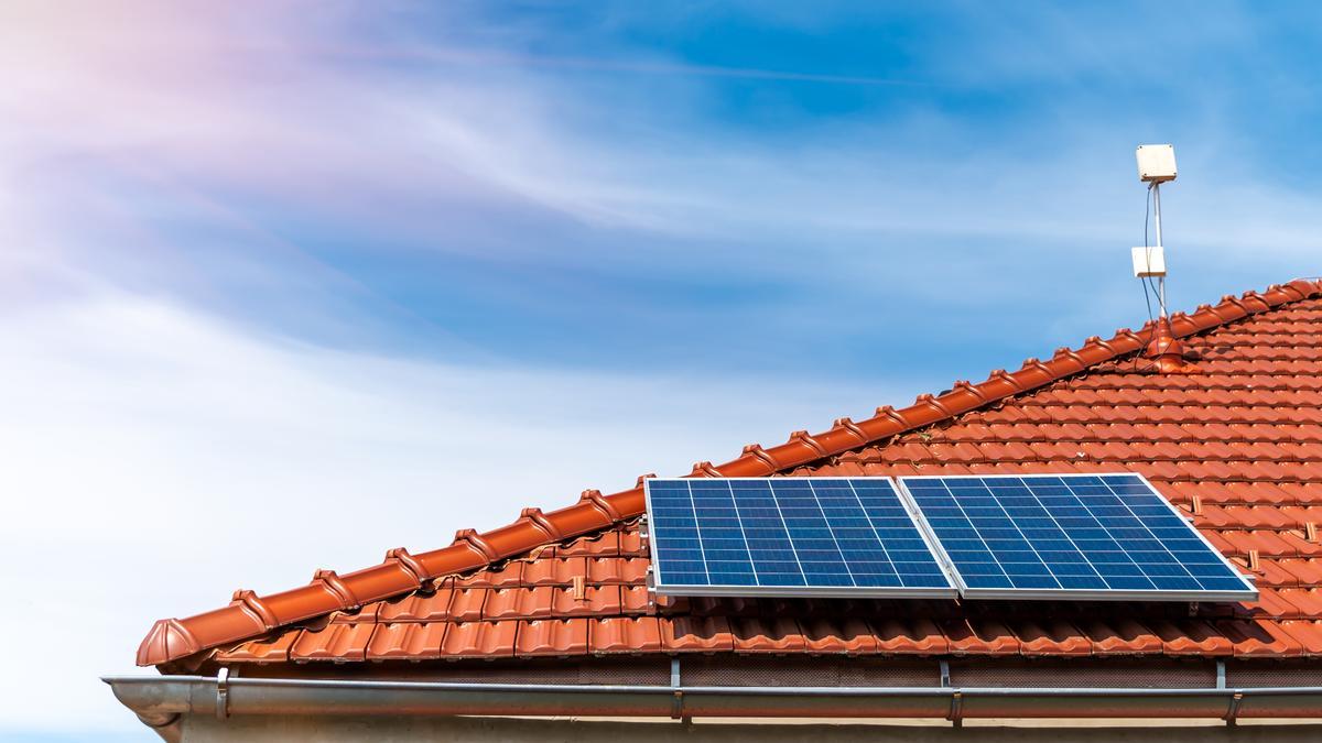 Placas solares fotovoltaicas | ¿Qué son las placas solares y cómo puedo  reducir mi factura de la luz en casa? - Información