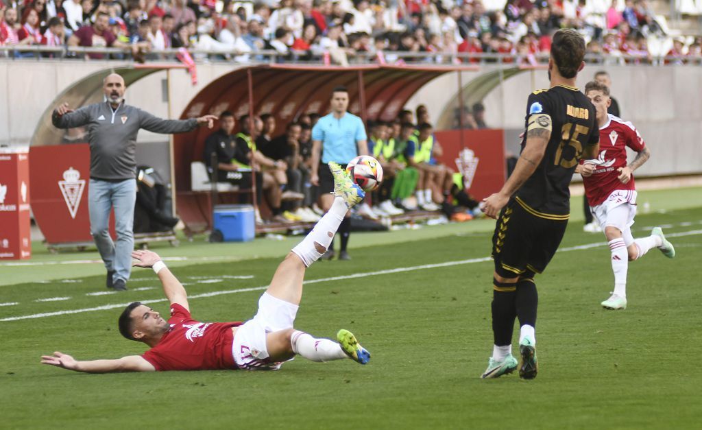 Todas las imágenes del encuentro entre el Real Murcia y el Intercity