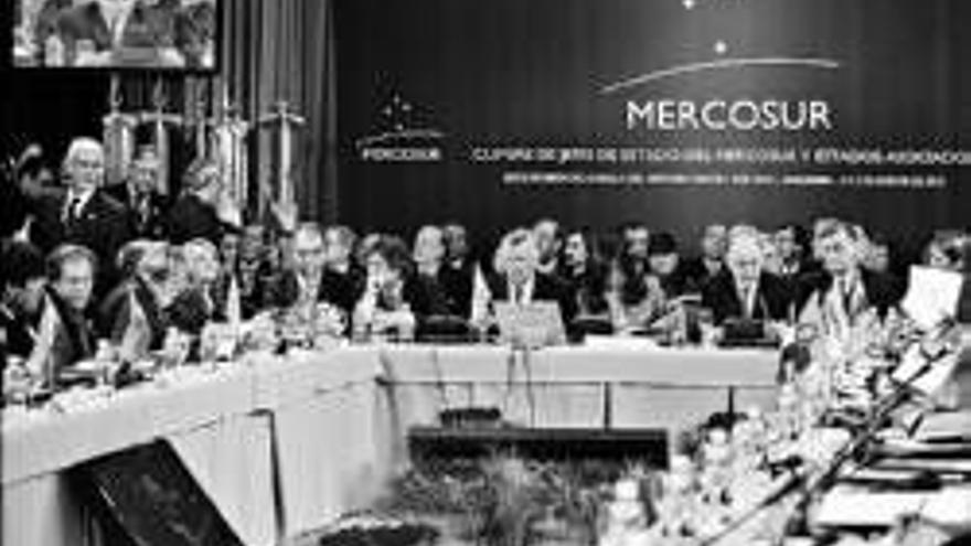 El Mercosur aprueba un código aduanero