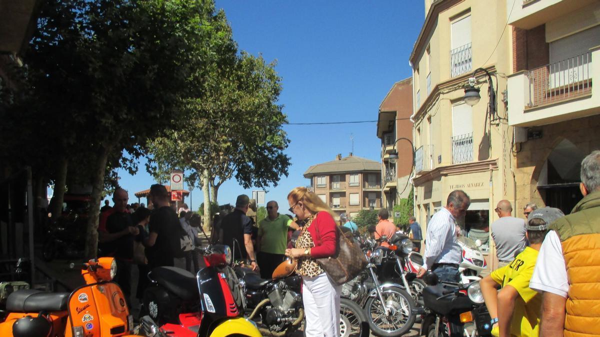 III Concentración de Vespas y Vespinos en Benavente.