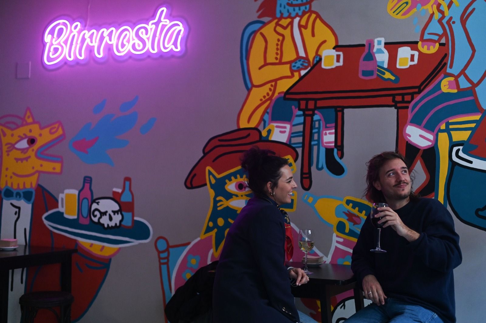 En imágenes | Abre La Birrosta, el nuevo restaurante que reinventa el histórico bar de La Magdalena