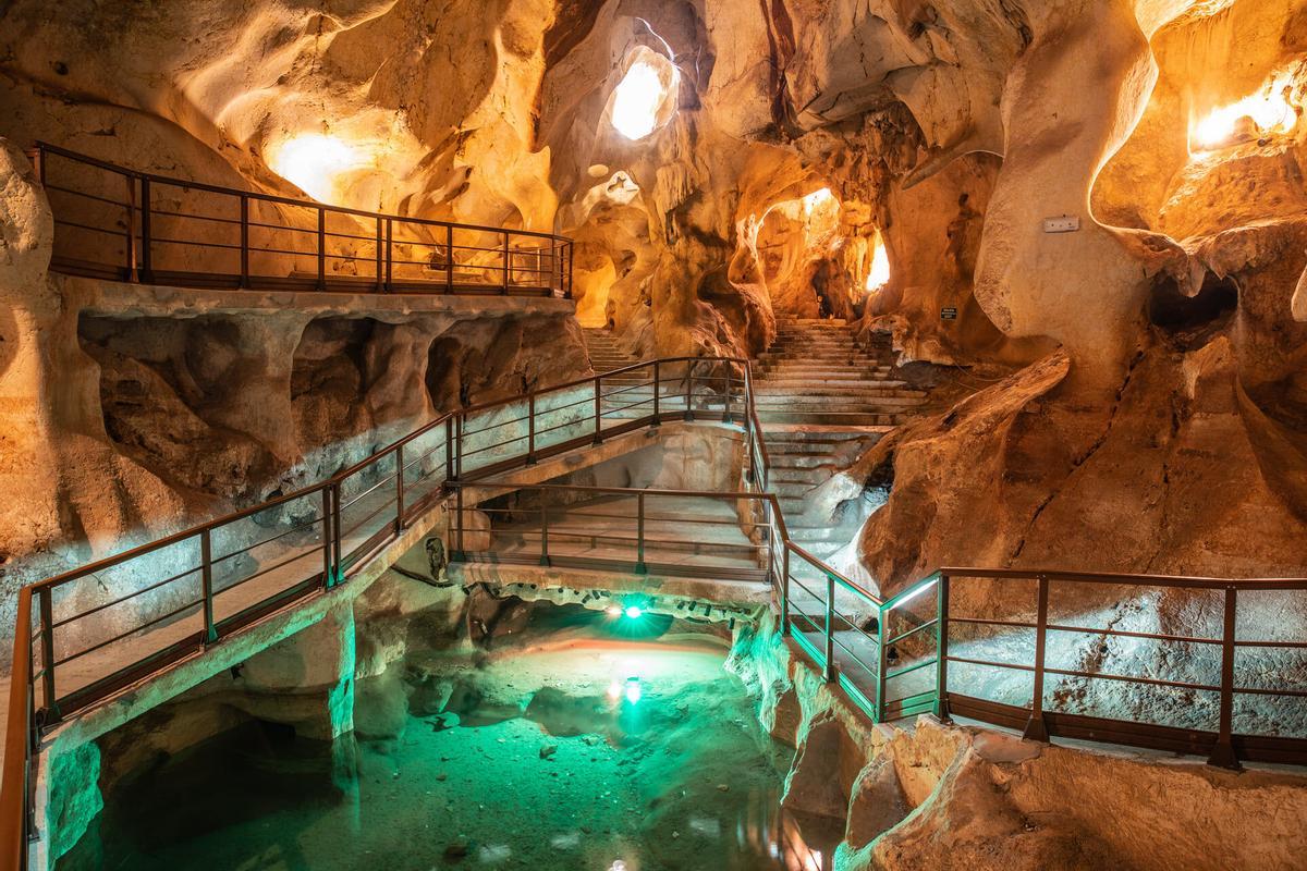 Cueva del Tesoro en Rincón de la Victoria