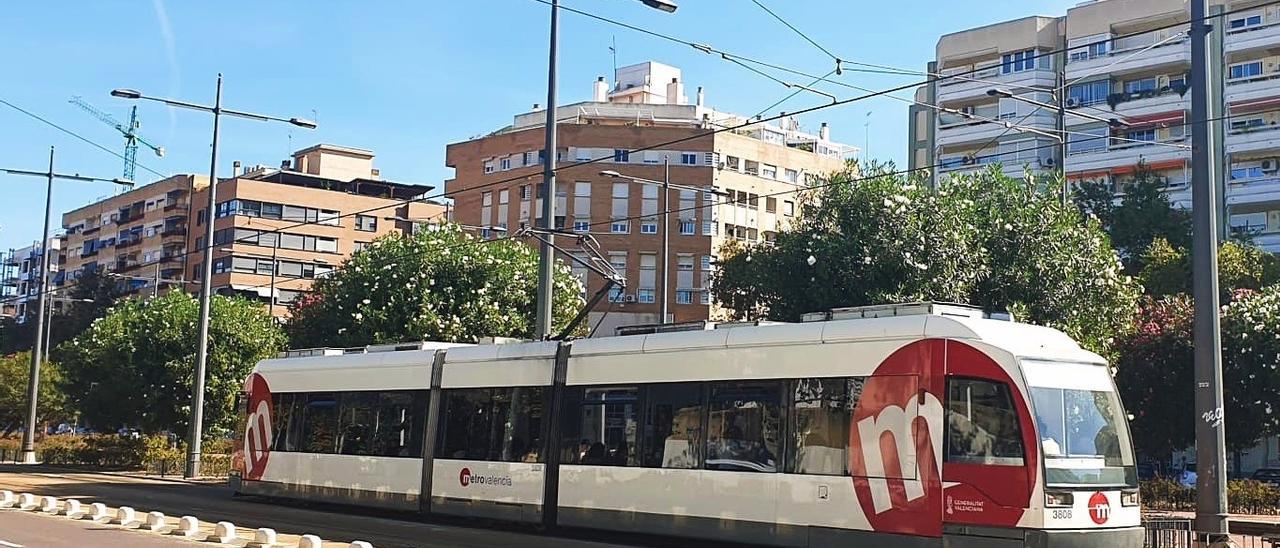 Un tranvía de Metrovalencia