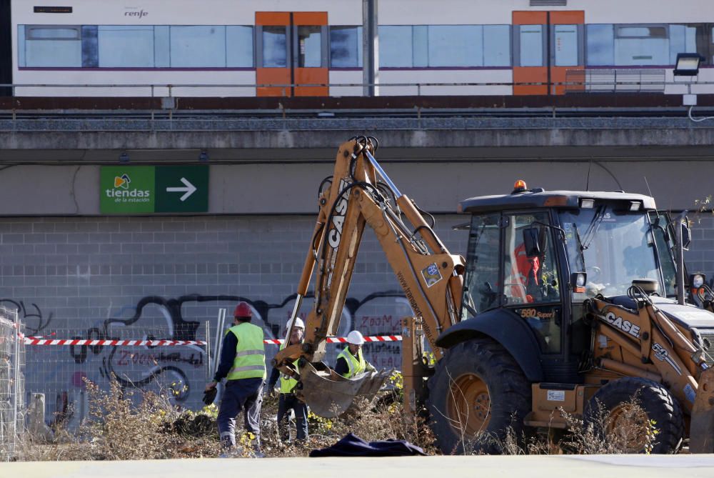 Obres a la llosa del parc Central